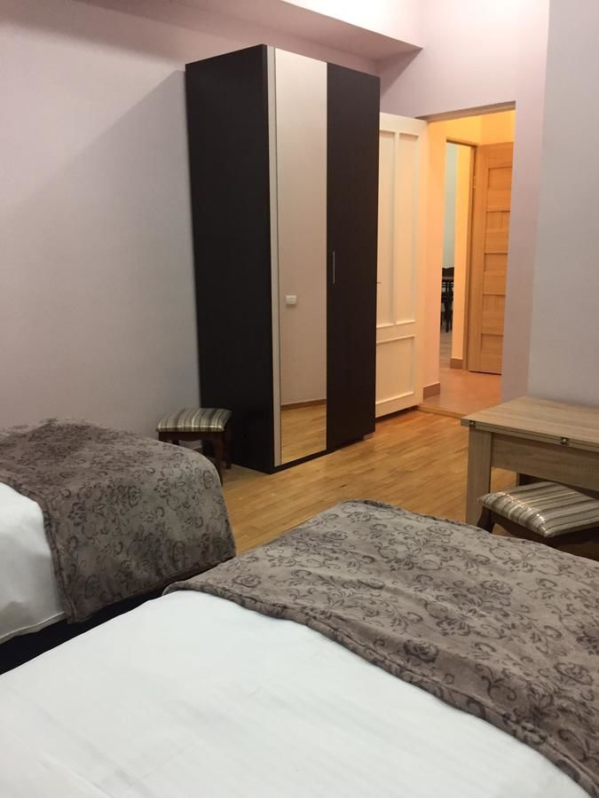 Мини-отель 3/3 Apart Hotel Ереван-22