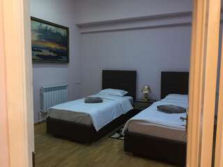 Мини-отель 3/3 Apart Hotel Ереван Улучшенный двухместный номер с 2 отдельными кроватями-11