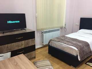 Мини-отель 3/3 Apart Hotel Ереван Стандартный двухместный номер с 2 отдельными кроватями-13