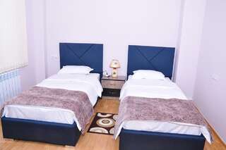 Мини-отель 3/3 Apart Hotel Ереван Стандартный двухместный номер с 2 отдельными кроватями-4