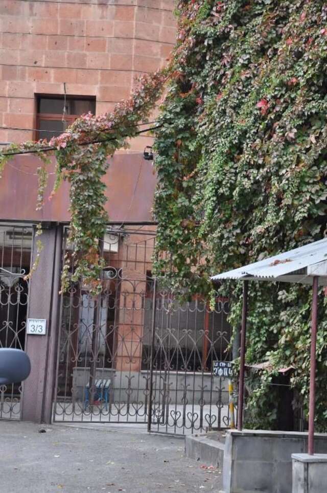 Мини-отель 3/3 Apart Hotel Ереван-35