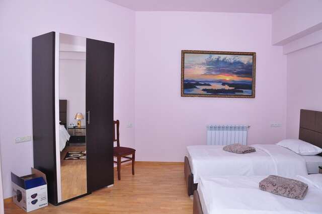 Мини-отель 3/3 Apart Hotel Ереван-11